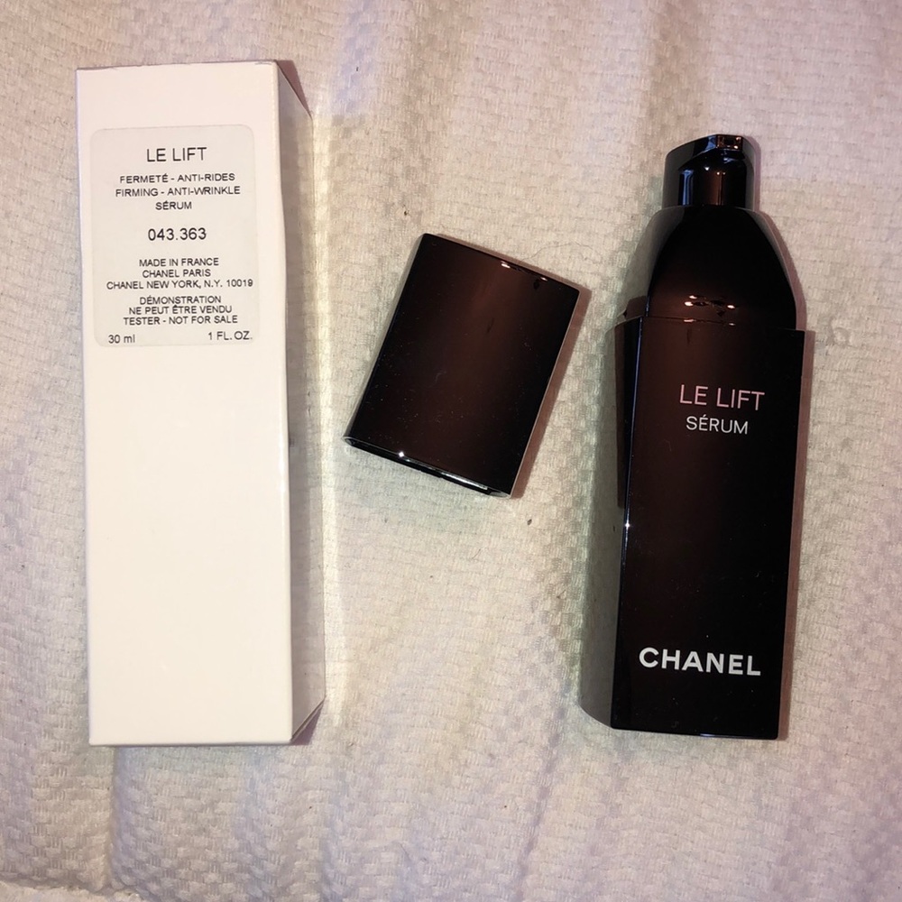 UNUSED NEW Chanel Le lift serum